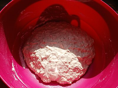 Teig in einer Rührschüssel